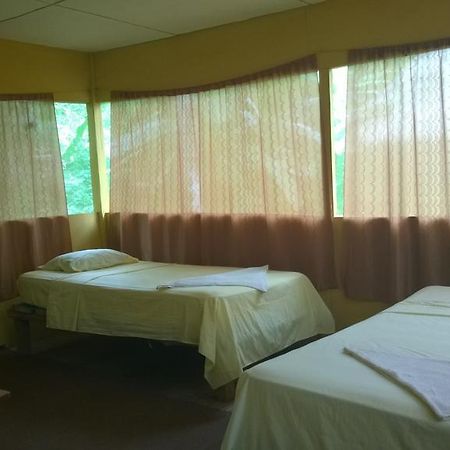 Amazon Queen Lodge Mazán Pokój zdjęcie