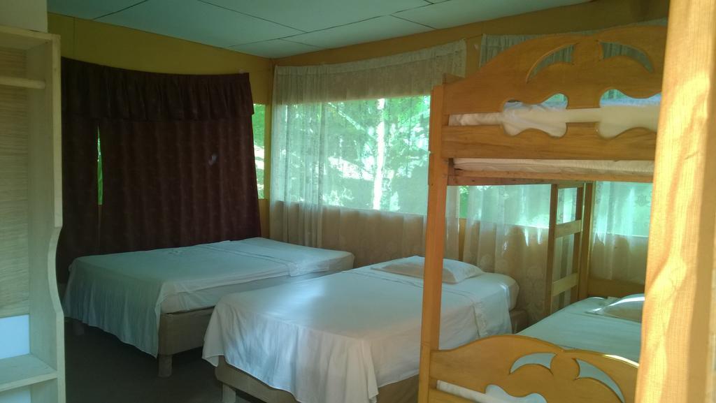 Amazon Queen Lodge Mazán Pokój zdjęcie